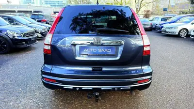 Honda CR-V 2.2 i-DTEC 4WD — SUV fiable, 4 jeux de pneus, expertise 2026 — intérieur