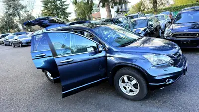 Honda CR-V 2.2 i-DTEC 4WD — SUV fiable, 4 jeux de pneus, expertise 2026 — Miniature 9
