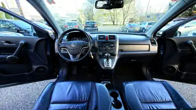 Honda CR-V 2.2 i-DTEC 4WD — SUV fiable, 4 jeux de pneus, expertise 2026 — Miniature 15