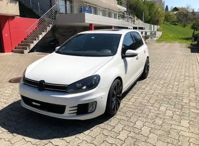 VW Golf 2.0 TSI GTI DSG — Sportive performante avec chip-tuning et 250 ch — dettaglio