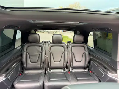 Mercedes-Benz V 300 d Lang — Monospace premium 8 places, traction intégrale et toit panoramique — Miniature 21