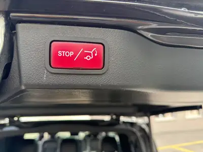 Mercedes-Benz V 300 d Lang — Monospace premium 8 places, traction intégrale et toit panoramique — Miniature 23