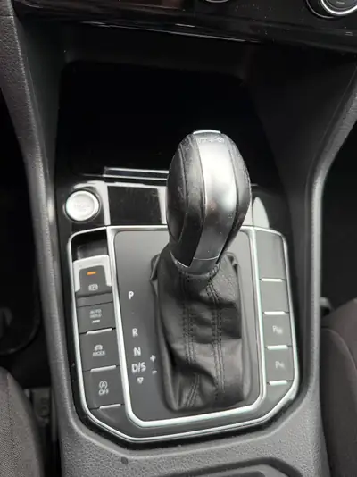 VW Golf Sportsvan 2.0 TDI — Monospace polyvalent, diesel performant, état impeccable — Miniatur 16