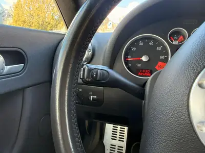 Audi TT Coupé 3.2 quattro — Sportive iconique, 250 ch et transmission automatique — Thumbnail 17