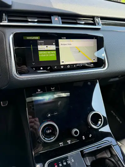 Land Rover Range Rover Velar R-Dynamic P 300 — SUV premium britannique, 84'000 km — Miniature 7