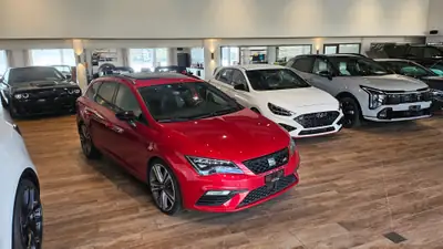 SEAT Leon ST Cupra 300 4Drive — Break sportif TSI, 4 roues motrices, échappement Remus — Detail