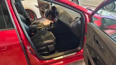 SEAT Leon ST Cupra 300 4Drive — Break sportif TSI, 4 roues motrices, échappement Remus — Miniatur 18