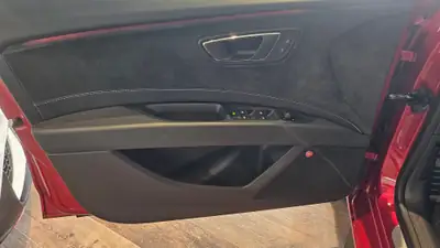SEAT Leon ST Cupra 300 4Drive — Break sportif TSI, 4 roues motrices, échappement Remus — Miniatur 24