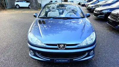 Peugeot 206 CC 1.6 16V Platinum — Cabriolet élégant, 121'000 km, sans sinistre — Miniatur 7