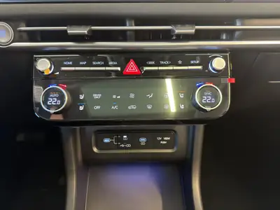 Hyundai Tucson 1.6 TGDI HEV Swiss Edition 4WD — SUV hybride essence, 15 km seulement — Miniature 17