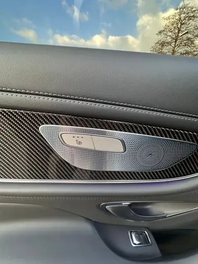 Mercedes-AMG GT 63 S 4Matic+ — Super sportive 4 portes, 639 ch, 49'000 km seulement — Miniature 11