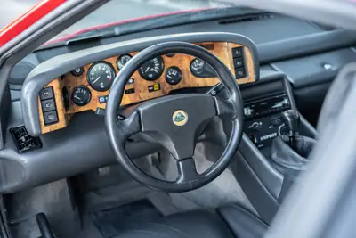 Lotus Esprit 2.2 Turbo SE Targa — Légende sportive des années 90, état concours — Thumbnail 9