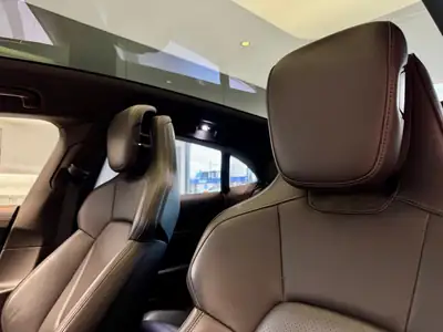 Porsche Taycan 4S Cross Turismo — Électrique haute performance, 56 000 km seulement — Miniatur 11