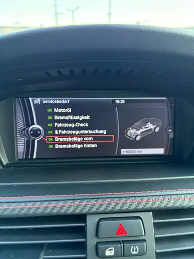 BMW M3 E92 Coupé Competition — Icône sportive Frozen Black, 63'000 km seulement — Miniatura 15