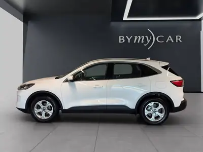 Ford Kuga 2.0 TDCi EcoBlue Titanium 4WD — SUV robuste, moteur efficace, 57 500 km — Heckansicht