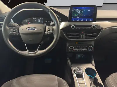Ford Kuga 2.0 TDCi EcoBlue Titanium 4WD — SUV robuste, moteur efficace, 57 500 km — Detail