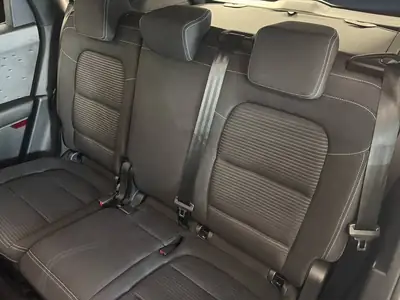 Ford Kuga 2.0 TDCi EcoBlue Titanium 4WD — SUV robuste, moteur efficace, 57 500 km — Miniatur 9