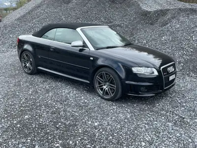Audi RS4 Cabriolet 4.2 V8 quattro — Cabriolet sportif de prestige, seulement 68'700 km — interni