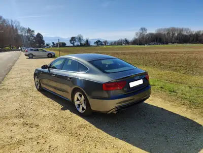Audi A5 Sportback 1.8 TFSI S-Line — Coupé 4 portes sportif, sans sinistre — côté