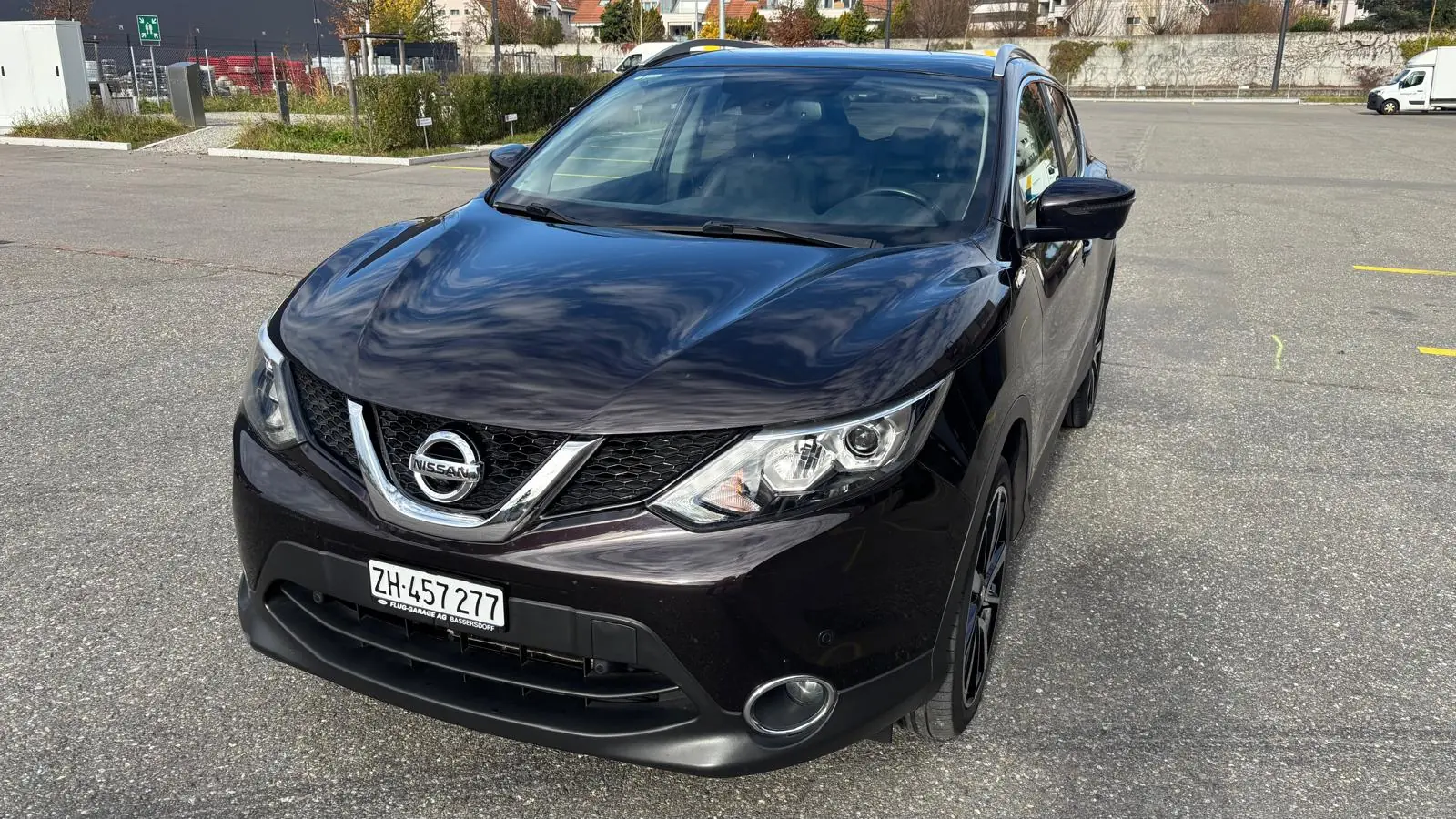 Nissan Qashqai 1.6 dCi Tekna — SUV compact diesel, toit panoramique, 1 seul propriétaire — Außenansicht