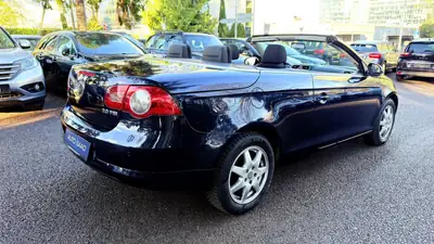 VW Eos 2.0 FSI — Cabriolet élégant, 150 ch, sans accident — Innenraum