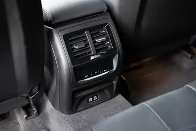 BMW X3 M40i 2023 — Performance sportive et équipement complet, 49 000 km — Miniatura 18