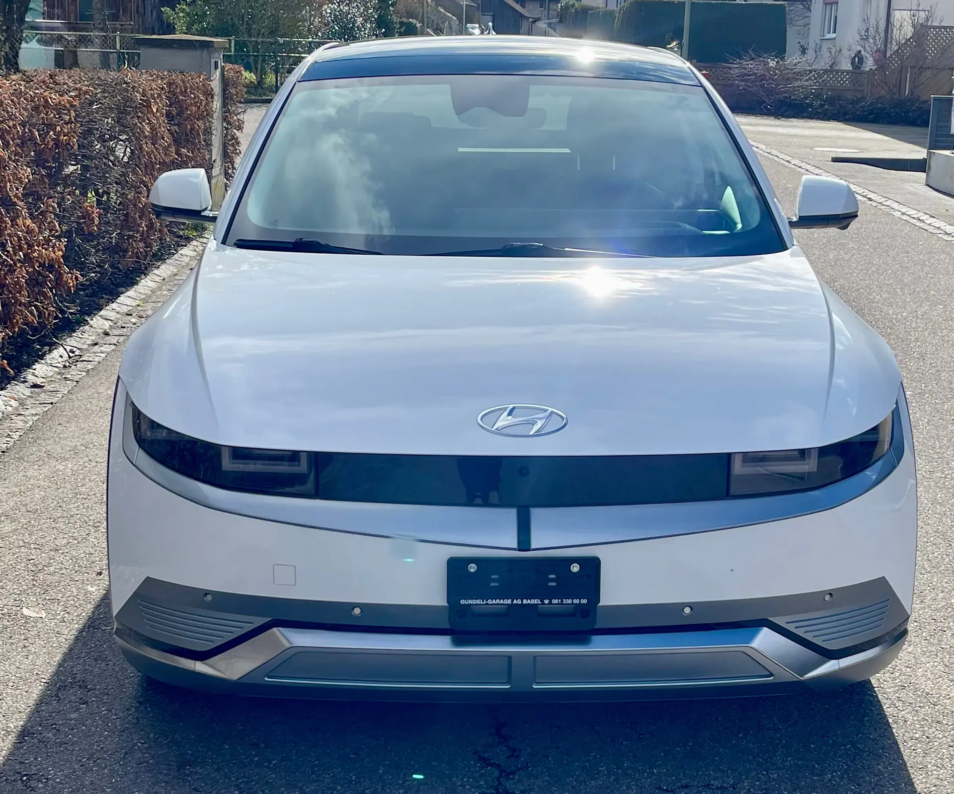 Hyundai Ioniq 5 77kWh Vertex 4WD — SUV électrique performant, 22'000 km seulement — vue extérieure