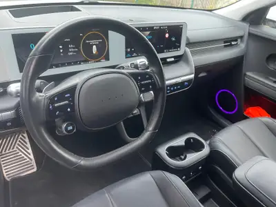 Hyundai Ioniq 5 77kWh Vertex 4WD — SUV électrique performant, 22'000 km seulement — détail