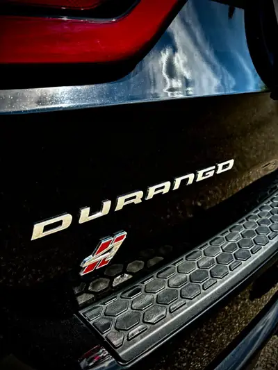 Dodge Durango 6.4 L SRT HEMI V8 AWD — SUV musclé 481 ch, 53'000 km — Miniature 8