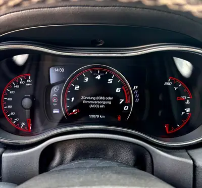 Dodge Durango 6.4 L SRT HEMI V8 AWD — SUV musclé 481 ch, 53'000 km — Miniature 9