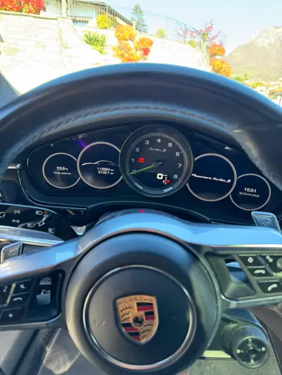 Porsche Panamera Turbo S E-Hybrid — Hyperperformance hybride rechargeable, 680 ch — Innenraum