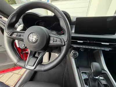 Alfa Romeo Tonale 1.3 Plug-in Hybrid Q4 Veloce — SUV rechargeable, 21'000 km, équipé premium — Thumbnail 8