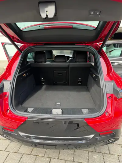 Alfa Romeo Tonale 1.3 Plug-in Hybrid Q4 Veloce — SUV rechargeable, 21'000 km, équipé premium — Thumbnail 10
