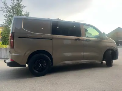 VW Transporter 2.0 TDI 150 ch — Utilitaire fiable, faible kilométrage, transmission manuelle — intérieur