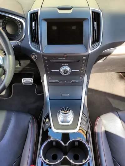 Ford S-Max 2.0 TDCi ST-Line AWD — Monospace polyvalent, traction intégrale, entretien impeccable — Miniatura 8