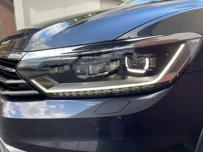 VW Passat Alltrack 2.0 TDI 4Motion — Break polyvalent, moteur robuste, 4x4 intégral — Miniatur 8