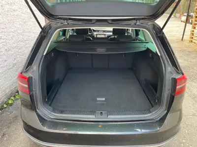 VW Passat Alltrack 2.0 TDI 4Motion — Break polyvalent, moteur robuste, 4x4 intégral — Miniatur 10