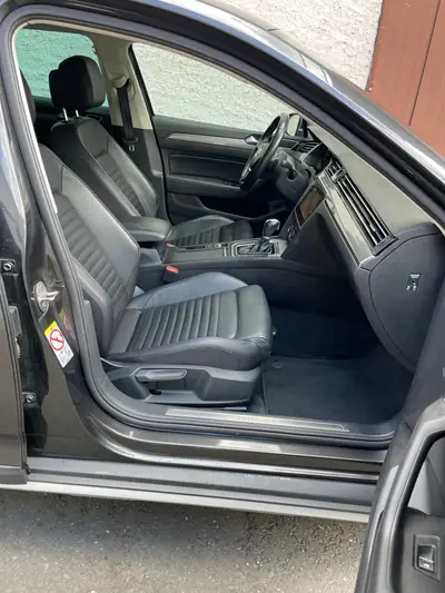 VW Passat Alltrack 2.0 TDI 4Motion — Break polyvalent, moteur robuste, 4x4 intégral — Miniatur 17