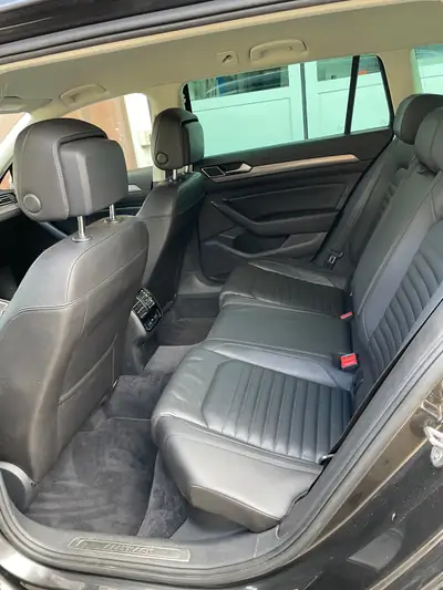 VW Passat Alltrack 2.0 TDI 4Motion — Break polyvalent, moteur robuste, 4x4 intégral — Miniatur 16