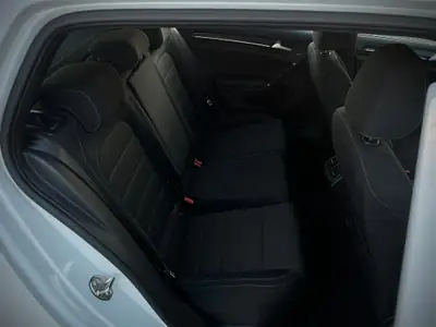 VW Golf 2.0 TSI R 4Motion DSG — Sportive intégrale, 301 ch et transmission auto — Thumbnail 12