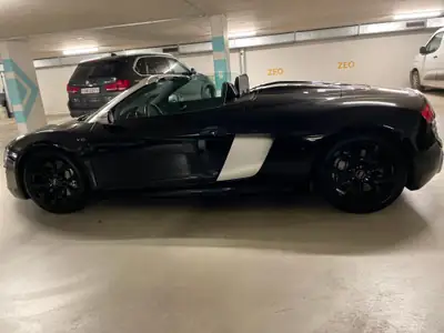 Audi R8 Spyder 5.2 S-Tronic — Cabriolet V10 haute performance, historique sans sinistre — Miniatura 7