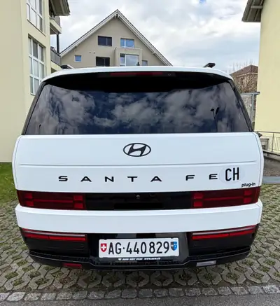 Hyundai Santa Fe 1.6 T-GDi PHEV Calligraphy — SUV 7 places hybride rechargeable, 25'000 km — interior