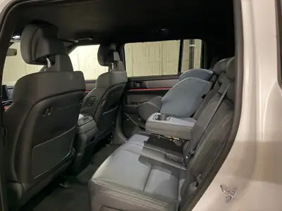 Hyundai Santa Fe 1.6 T-GDi PHEV Calligraphy — SUV 7 places hybride rechargeable, 25'000 km — Thumbnail 13