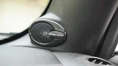 MINI Cabrio Cooper John Cooper Works — Roadster sportif décapotable, 211 ch purs — Detail