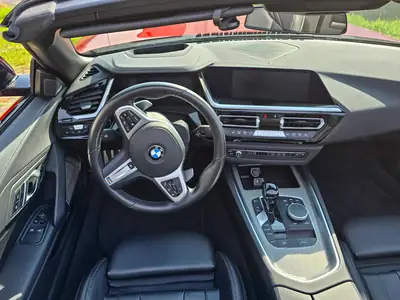 BMW Z4 M40i Steptronic — Cabriolet sportif 2024, 340 ch et faible kilométrage — dettaglio
