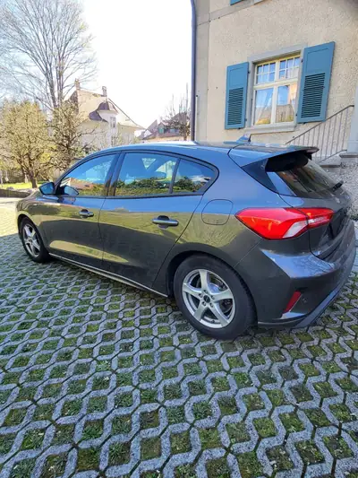 Ford Focus 1.0 SCTi Trend+ — Berline compacte économe, 42 000 km seulement — Detail