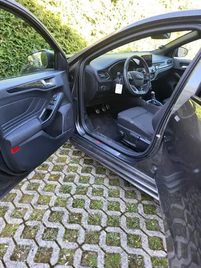 Ford Focus 1.0 SCTi Trend+ — Berline compacte économe, 42 000 km seulement — Miniatur 8