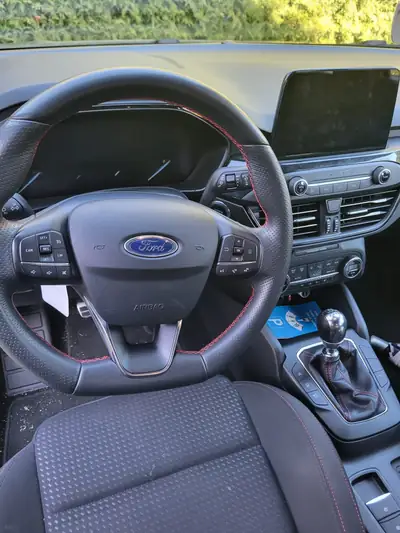 Ford Focus 1.0 SCTi Trend+ — Berline compacte économe, 42 000 km seulement — Miniatur 9