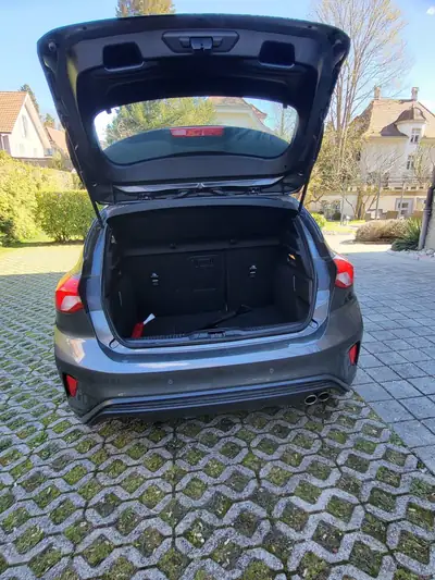 Ford Focus 1.0 SCTi Trend+ — Berline compacte économe, 42 000 km seulement — Miniatur 11