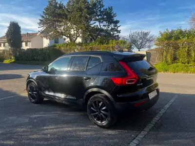 Volvo XC40 T5 TwE R-Design — SUV hybride rechargeable, 56'000 km seulement — Armaturenbrett